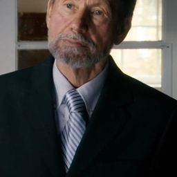 Alfredo Principe 飾演 Self - FBI Interpreter