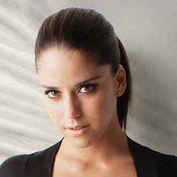 安娜·克勞蒂亞·塔蘭肯 - American Curious演員 飾演Sol