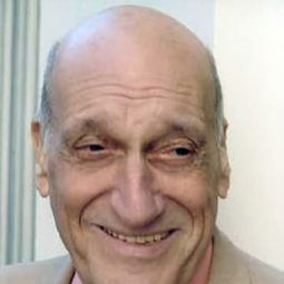 Michel Francini - The Return of Casanova演員 飾演Lucien Ricardi