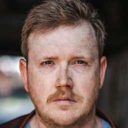 Kevin Patzke 飾演 Felix