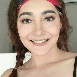 德薇·勒瑟爾 - 愛的青春習題演員 飾演Sandra (Geez's Mother)