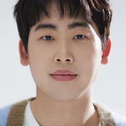 Choi Hui-seung 飾演 Hui-seung