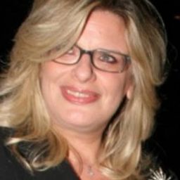 Natasa Manisali - 薄荷的滋味演員 飾演