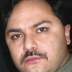 Massimo Brancatelli 飾演 L'ami de Michèle et Philippe