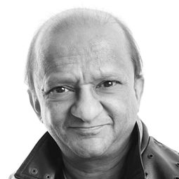 Kiran Shah - The Fellowship of the Ring: The Fellowship of the Cast演員 飾演Self (archive)