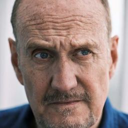 索倫·皮爾馬克 飾演 David