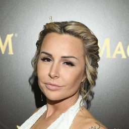 Blanka Lipińska - 再現之慾演員 飾演Nun