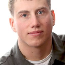 Mark Burzenski - 鬼附身演員 飾演Party Patron