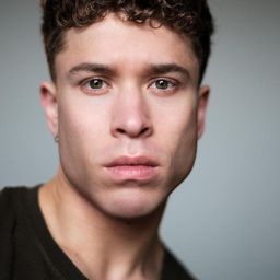 Matthias Moret - 白天的我，夜裡的他演員 飾演Jacopo