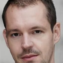 Karsten Dahlem - 再生門演員 飾演Polizist 1