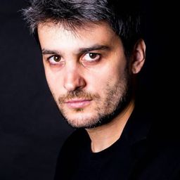 Bernat Quintana 飾演 Boi