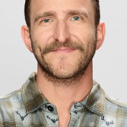 Will Greenberg - 宿劫演員 飾演Robert