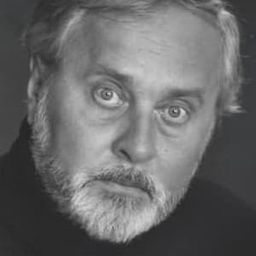 Wojciech Alaborski 飾演 Lumbard