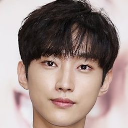 振永 - 重返 20 歲：泡菜篇演員 飾演Ban Ji-ha