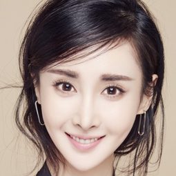 王若心 飾演 Hua Manteng