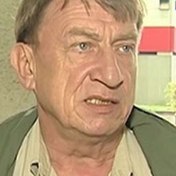 Ryszard Mróz 飾演 Prokurator