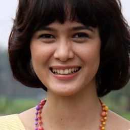 Renata Kusmanto 飾演 Renata