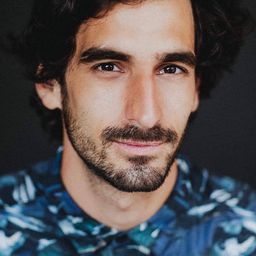 加百列·德梅達·菲塔斯 飾演 Matthias