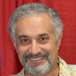 Doug Stone 飾演 Mr. Lawrence (voice)