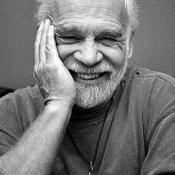 Doug Robinson 飾演 Self