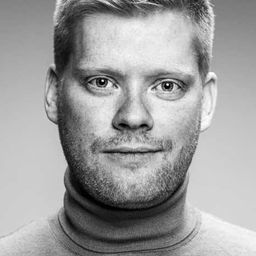 Vigfús Þormar Gunnarsson 飾演 
