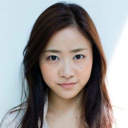 梶原光 飾演 Naoko Inose