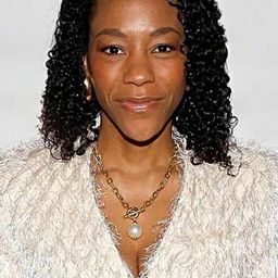 妮基·米歇爾·詹姆斯 飾演 Annabel Glick