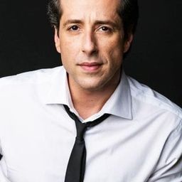 歐塔維歐·馬欽斯 飾演 Ministro Francisco Bittencourt