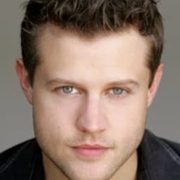 Adam Grimes 飾演 Culpepper