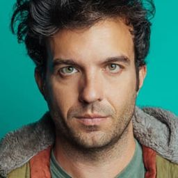 Greg Worswick 飾演 Dad