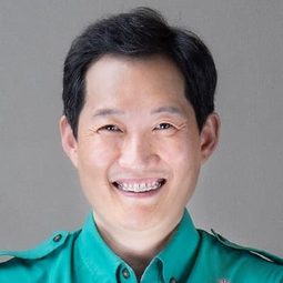 宋永寬 飾演 Self
