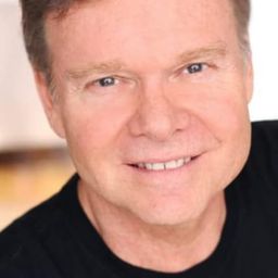 Marc Gourdeau - The Passenger演員 飾演L'homme en bleu