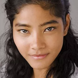 Napakpapha Nakprasitte 飾演 