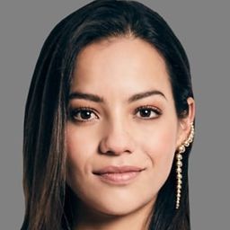 娜塔莉亞雷耶斯 飾演 Juana