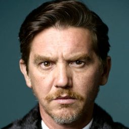 Vincenzo Crivello - 西西里離奇綁架演員 飾演Il Tedesco