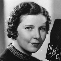 Barbara Luddy 飾演 Lady (voice)