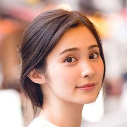 市道真央 飾演 Self - Luka Millfy / Gokai Yellow