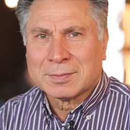 Ahmet Arıman 飾演 