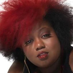 瑪亞·威爾森 飾演 Bulda (voice)