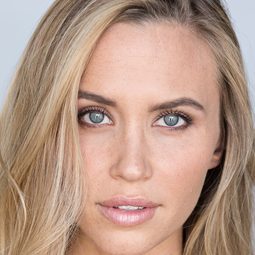 Aqueela Zoll - 豁出去清單演員 飾演Natalie Legere