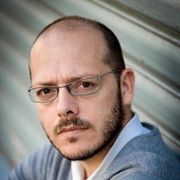 Samuel Doux - 與神同行的少年編劇