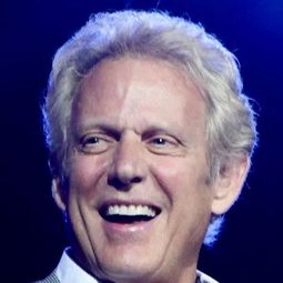 Don Felder 飾演 Self