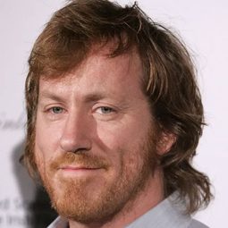 David Holmes - 紐約：搖滾重生演員 飾演Self