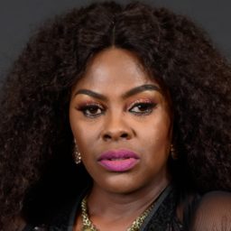 道恩·譚德卡·康 飾演 Lungi