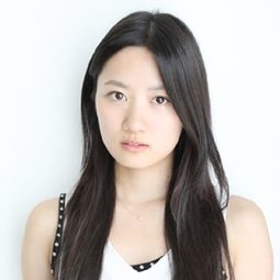 西平風香 飾演 Misaki Tachibana