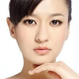 陳真希 飾演 安彤 (actress)