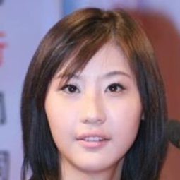 程伊 - 新媽媽再愛我一次演員 飾演Kindergarten teacher