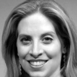 Kim Piazza 飾演 Kathy