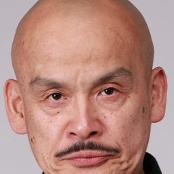 赤星昇一郎 飾演 