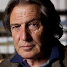 Carlo Cecchi 飾演 Assistant Prosecuting Magistrate Michele de Francesco